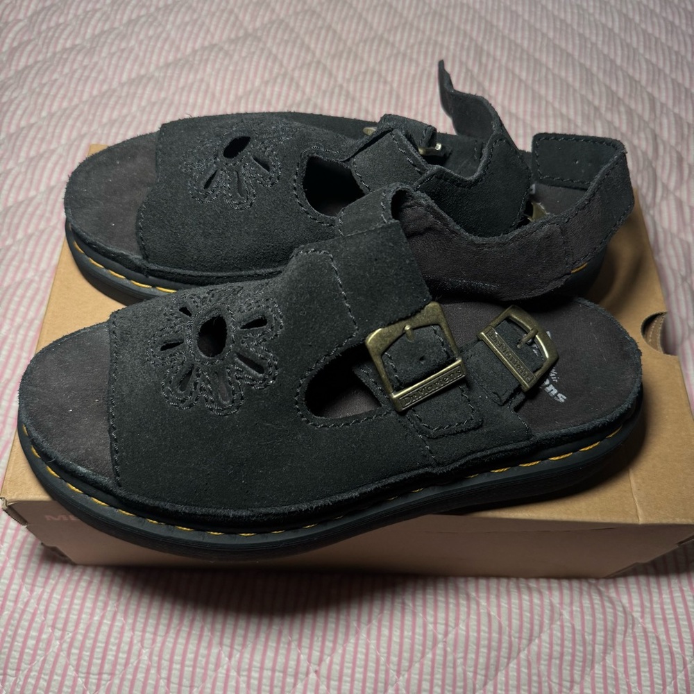 Womens Dr. Martens Dunnet Flower Sandal